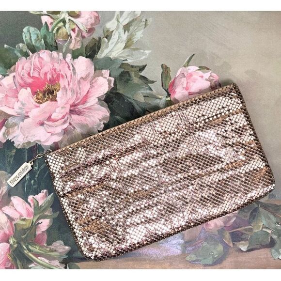Whiting & Davis Gold Mesh Evening Bag Zippered Clutch Vintage Holiday Party NYE - Picture 3 of 11